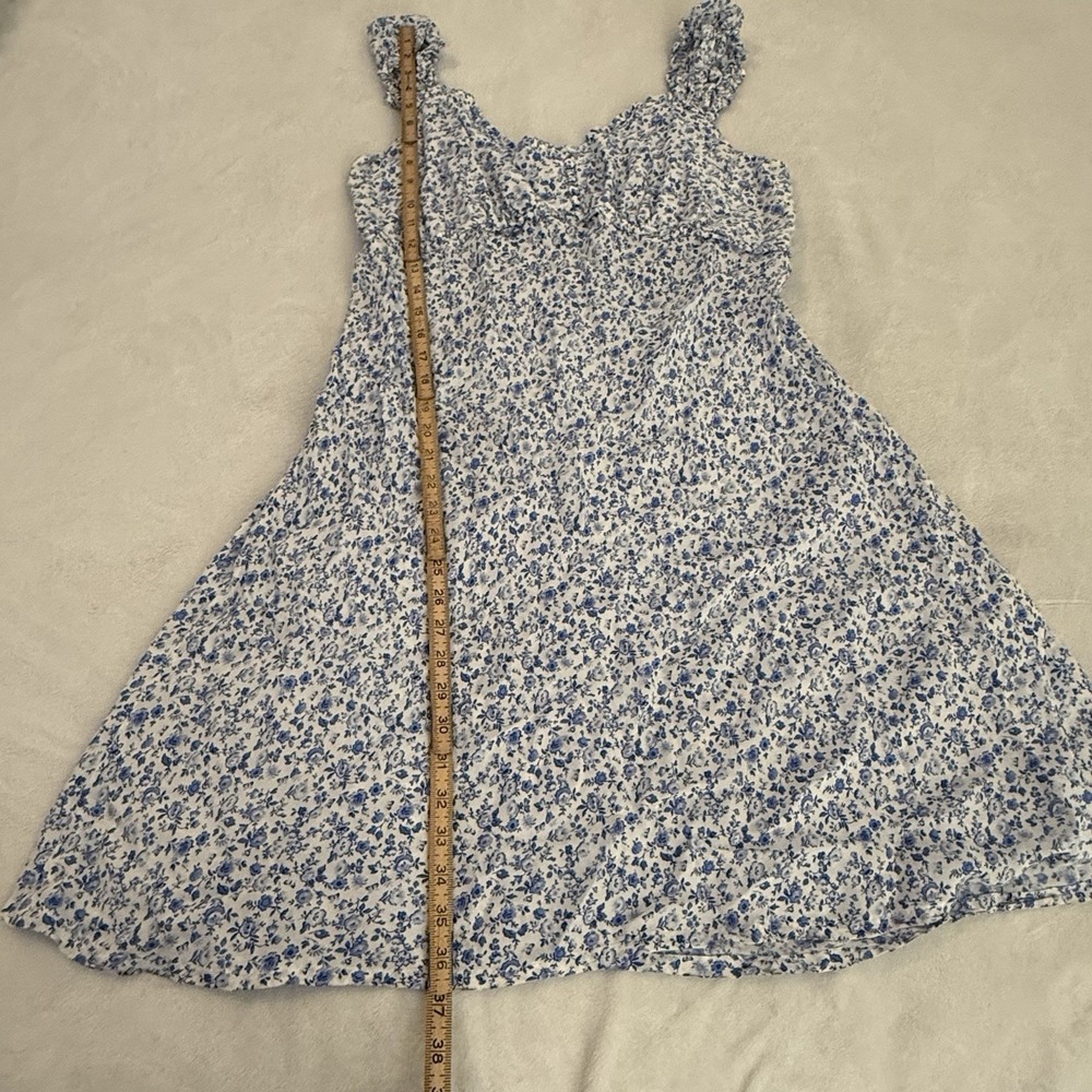 Gap Floral Midi Dress Size XL Floral Milkmaid Spring Coquette Blue White Smocked - Picture 5 of 9